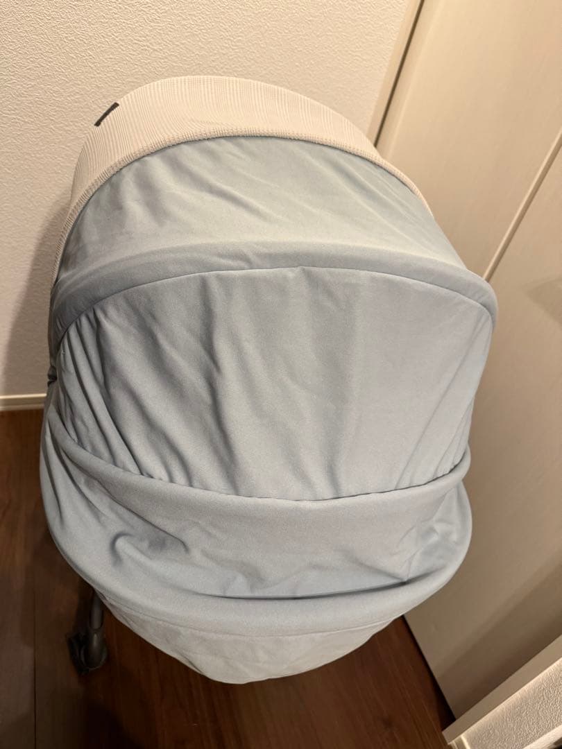 Combi コンビ スウィングベッド＆チェア ネムリラ＋L ハイローチェア 手動