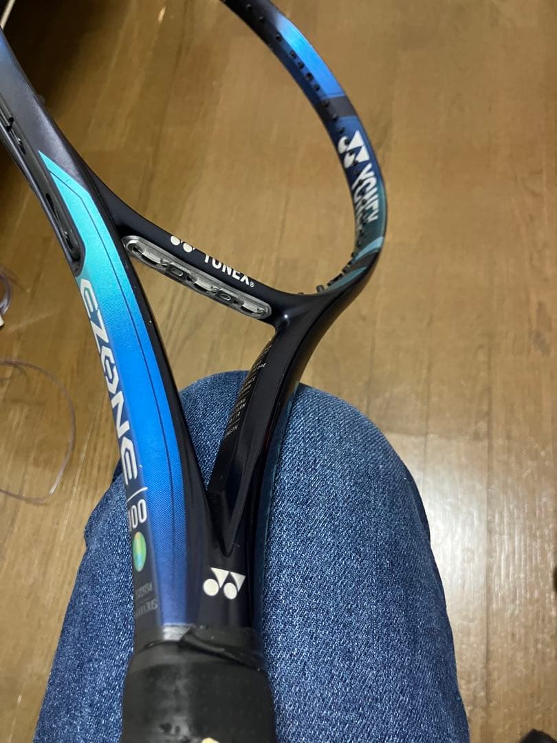 YONEX テニスラケット　イーゾーン 100インチ 300g G3