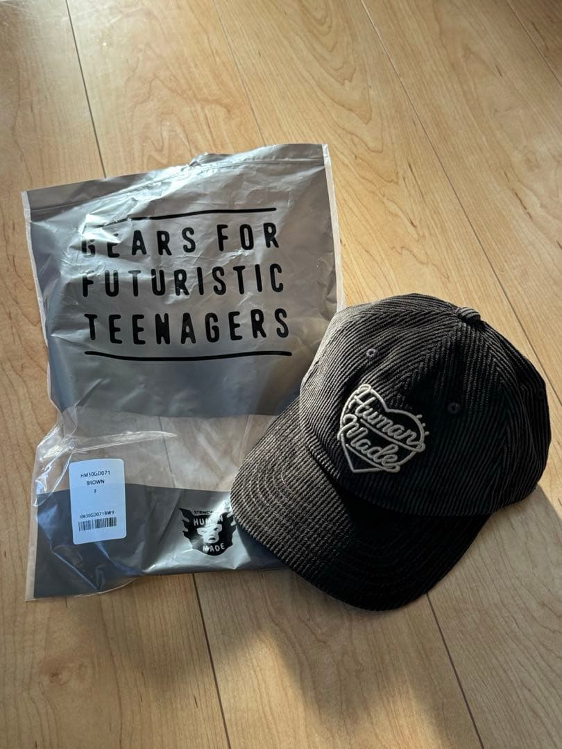 【新品未使用】HUMAN MADE ロゴキャップ　ブラウン