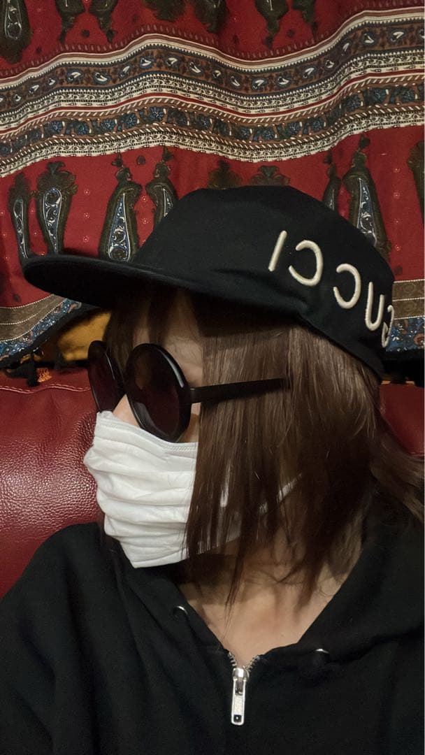 GUCCI ブラックベースボールキャップ【2月8まで値下げ】