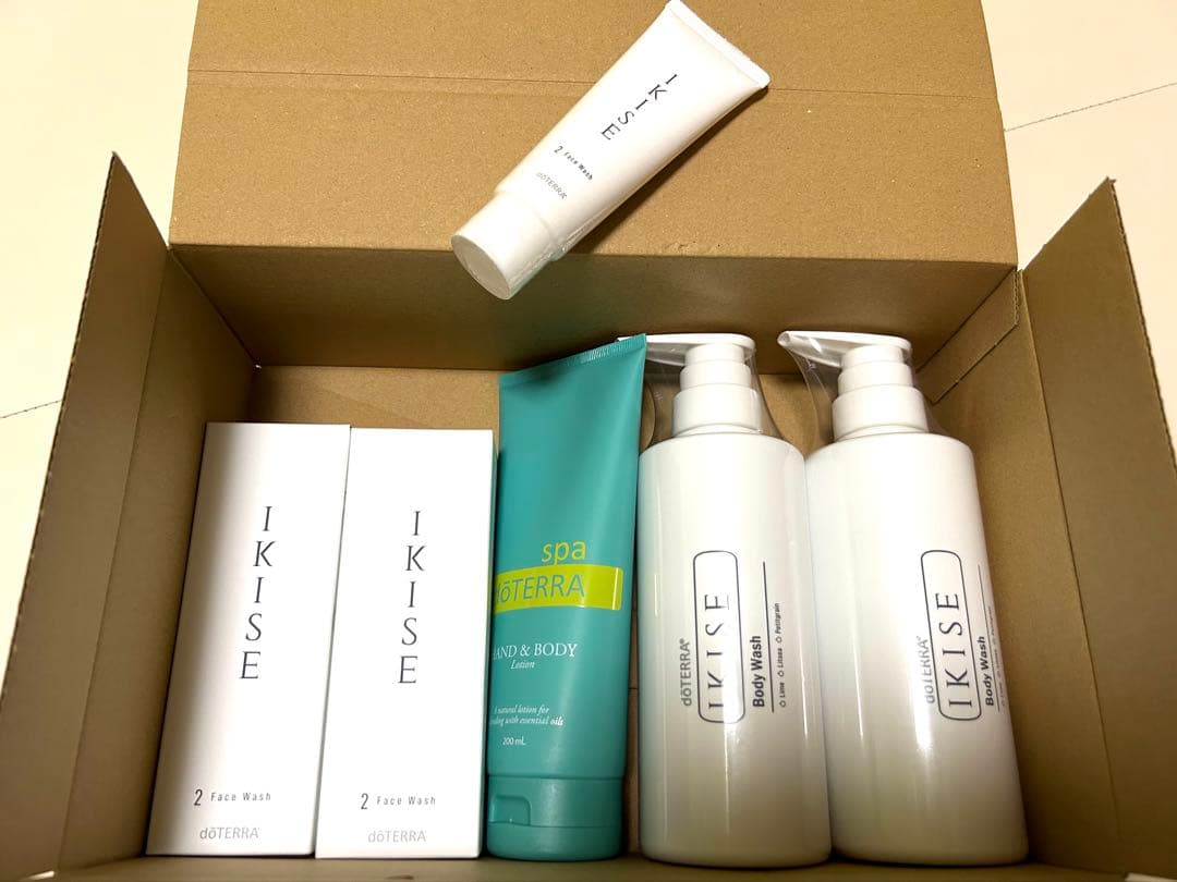 【1月限定価格】おまけつき！ドテラボディ&フェイスウォッシュ&ボディローション