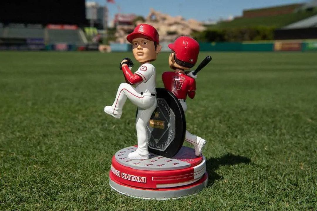 大谷翔平　二刀流バブルヘッド　720台限定品