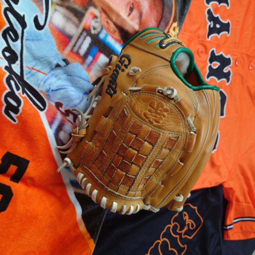 NPBプロ野球 選手支給硬式グローブ　ミズノ