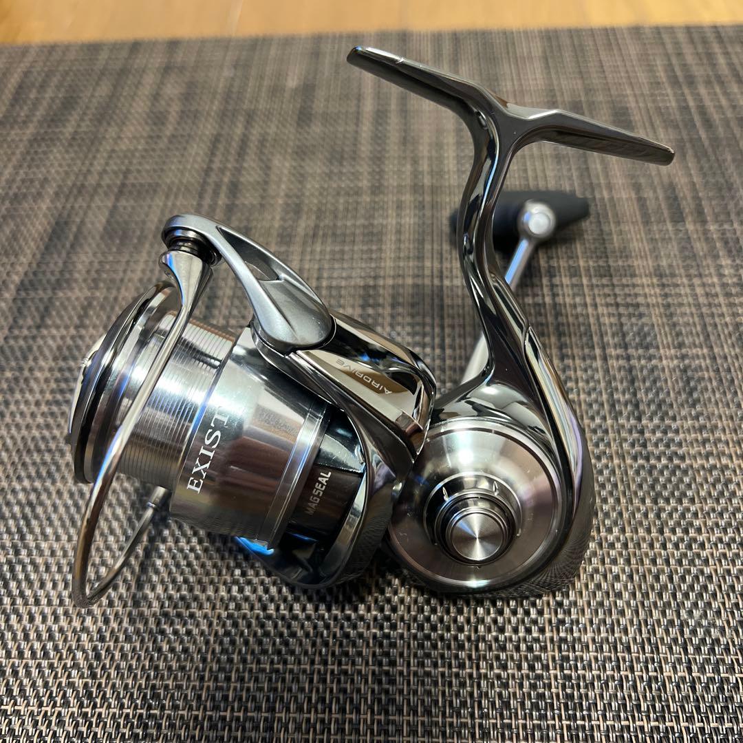 美品　DAIWA 22EXIST PC LT2500-H