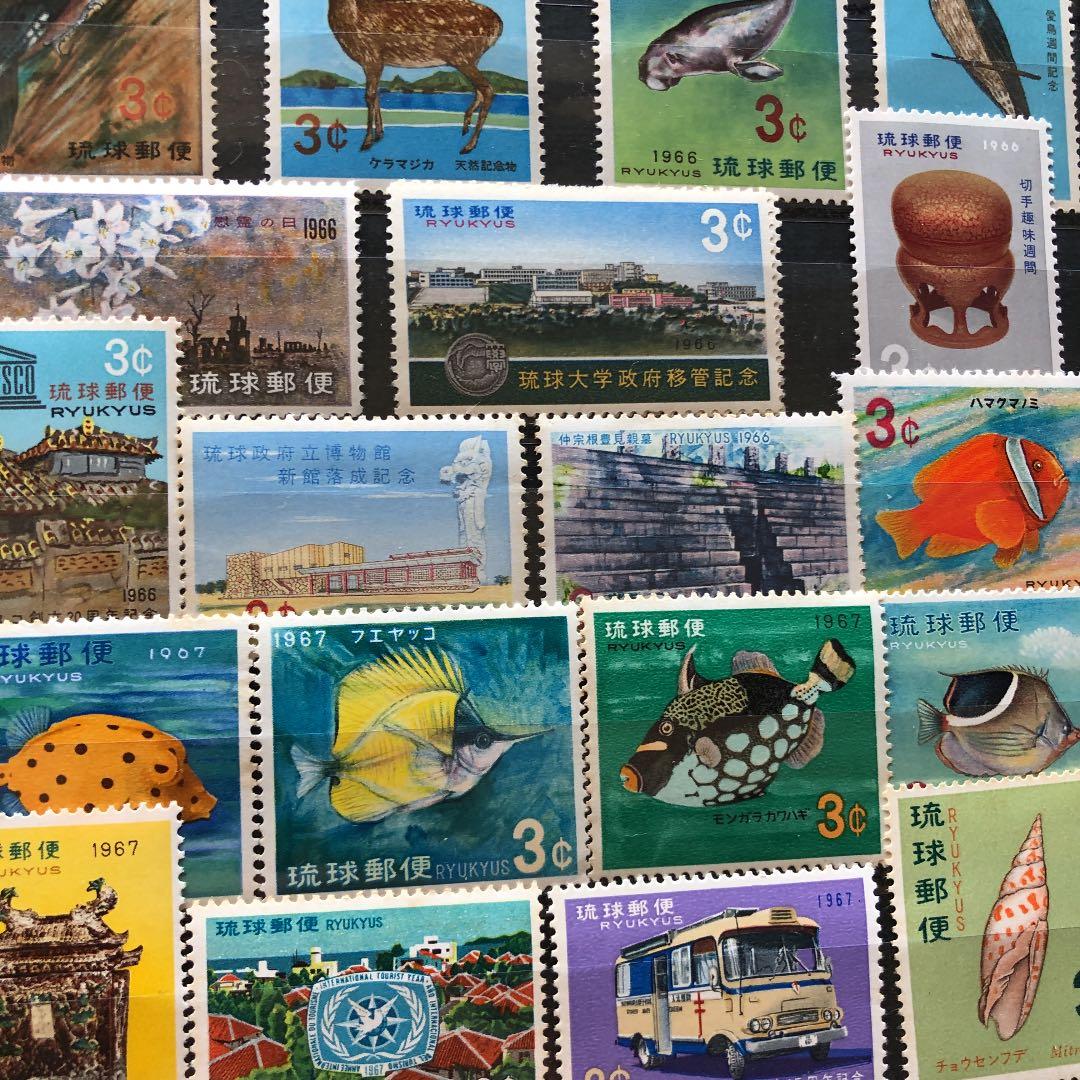 ストックブック１冊全て琉球切手！１４２種＋レア小型シート５種（単片２０枚内包）！