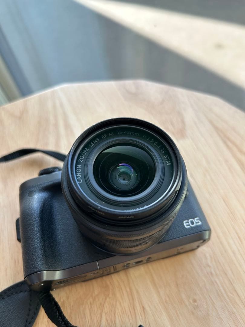 Canon EOS M6 ブラック　ミラーレス一眼