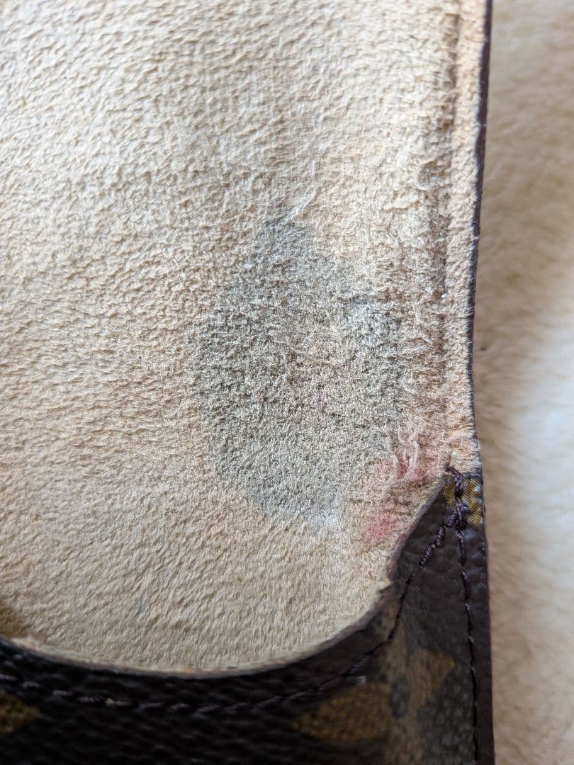 LOUIS VUITTON ルイ・ヴィトン　ペンケース　匿名配送　即日発送