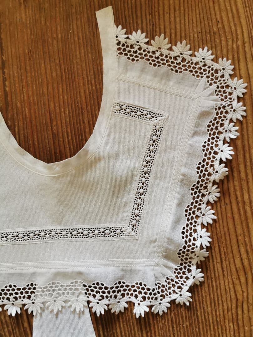 アンティークフランス 花のギュピールレース 付け襟 ＆ジャボ お揃い２点セット