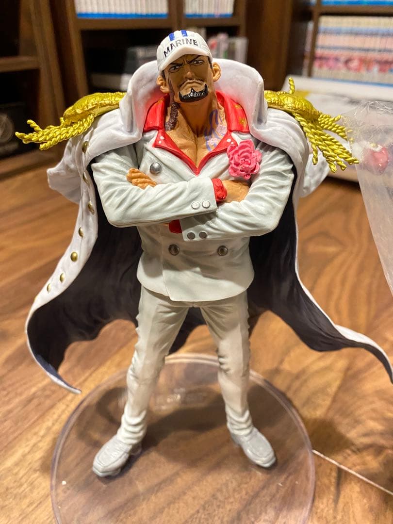 ワンピース一番くじ　絶対的正義　a賞 サカズキ　海兵フィギュアセット