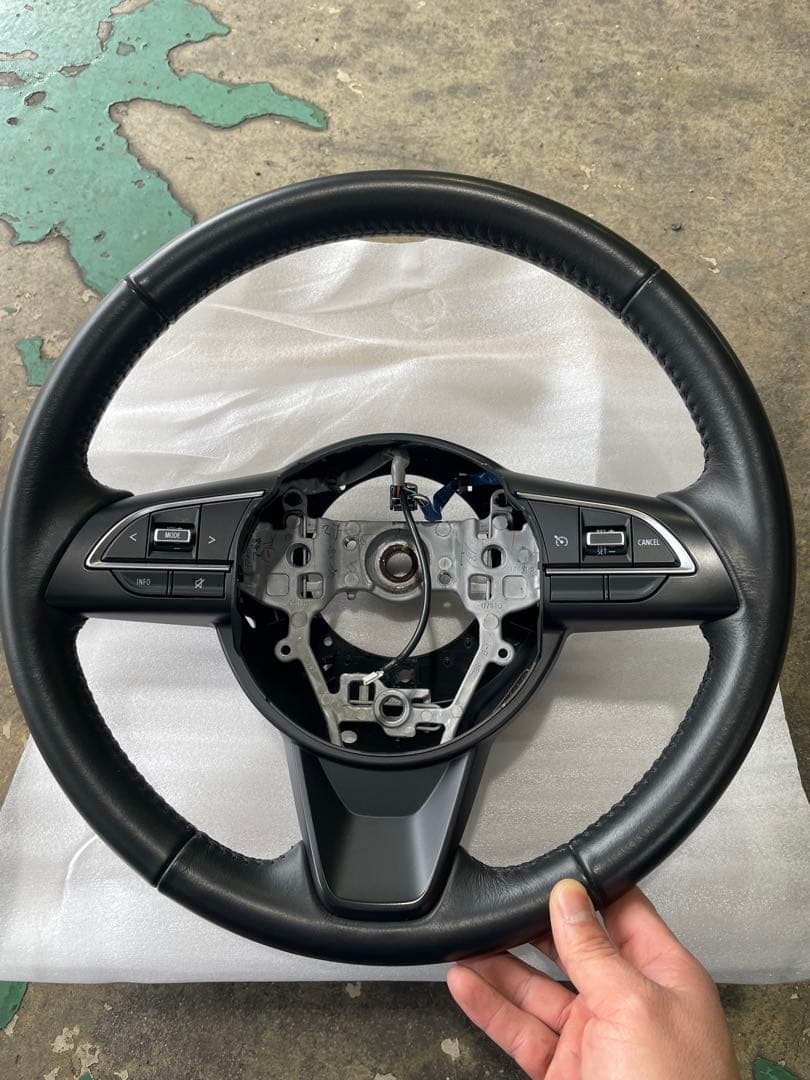 スズキ純正ジムニーJB64Wハンドル