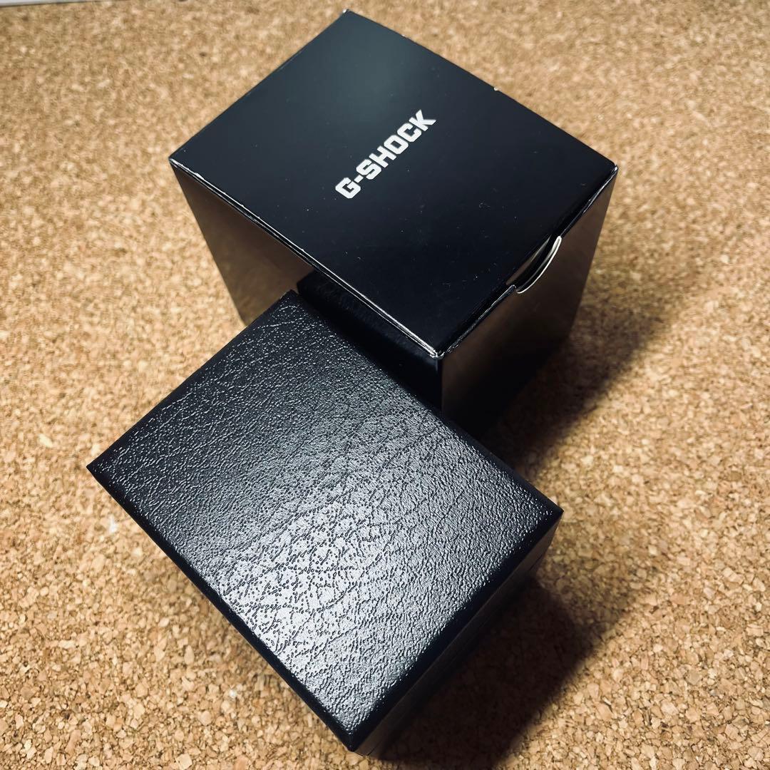 美品カシオG-SHOCK /GMー5600UBー1JFブラックメタルカバード