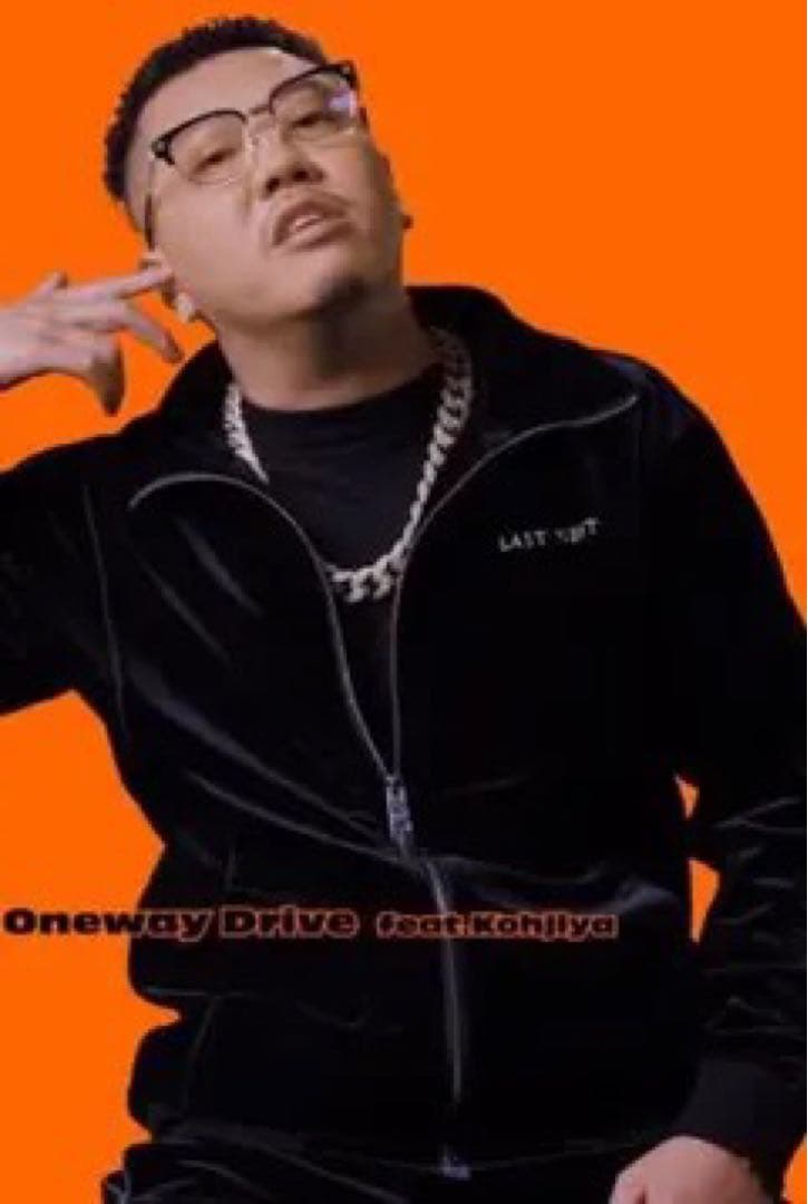 ラストネスト ベロアジャケット