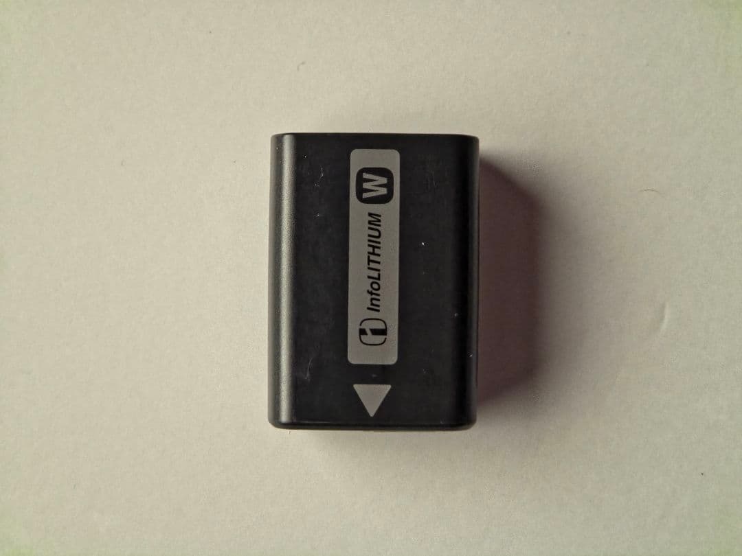 SONY NEX 5n 充電器バッテリー Fマウントアダプタ付き！