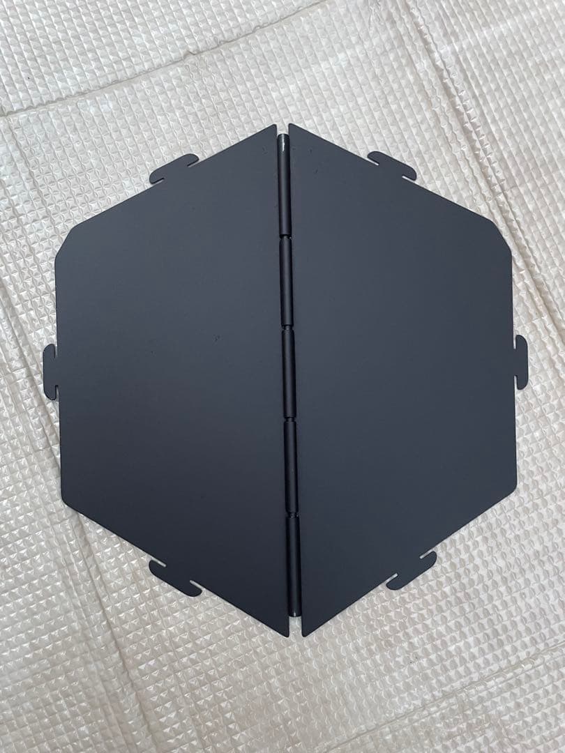 スームルームアーチ型焚き火台　サンゾー工務店ロダン型