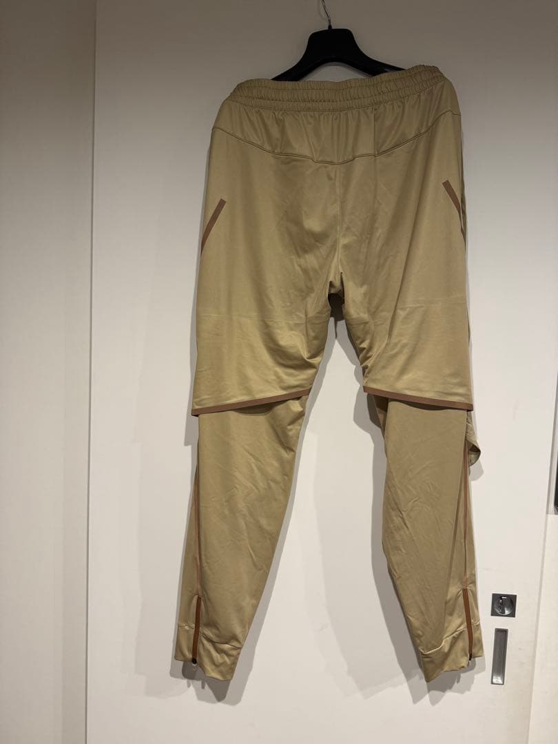 ロエベ X ON　４点　ランニングウエア　メンズ　新品あり