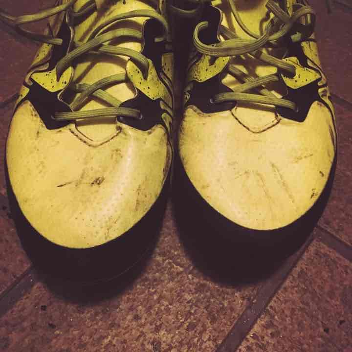 アディダス スパイク