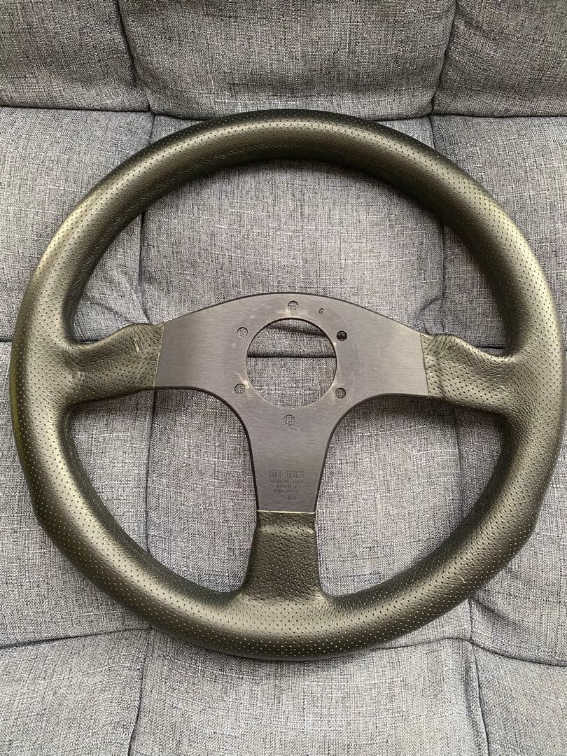 ｍｏｍｏステアリング　コンペティション　　３５０ｍｍ