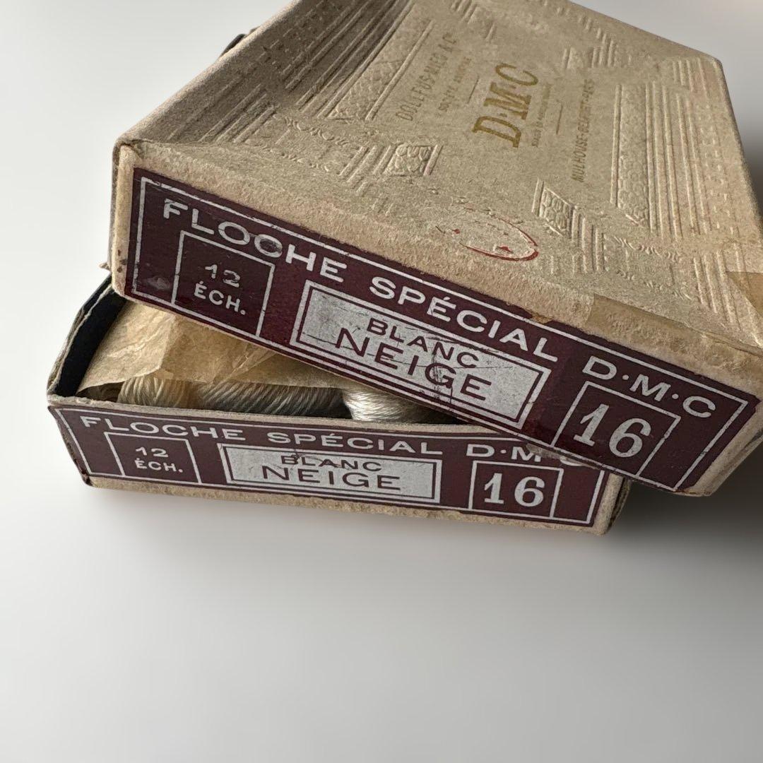 アンティーク　DMC 刺繍糸　白糸　ディスプレイ