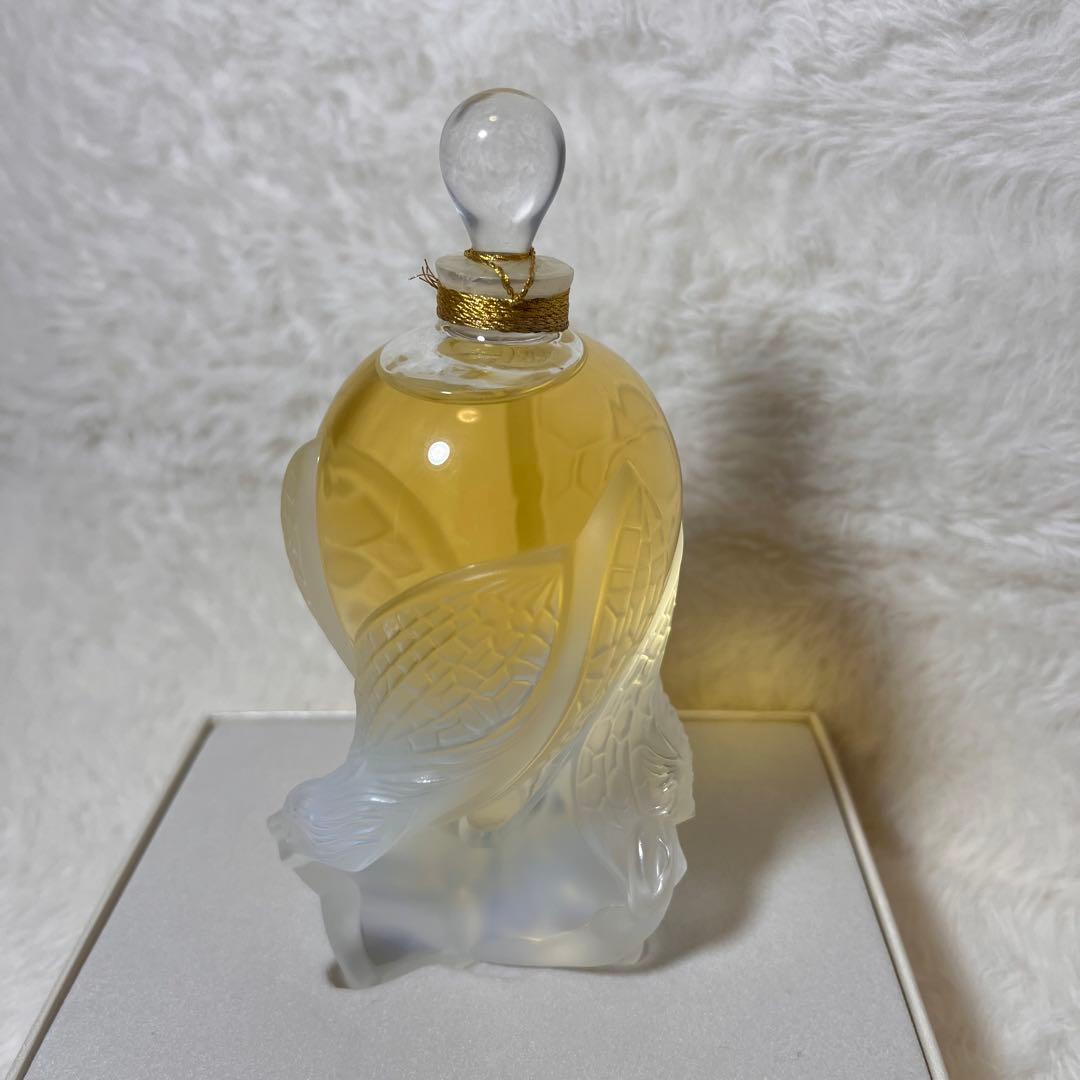 希少　ラリック　パルファン　2002 75ml