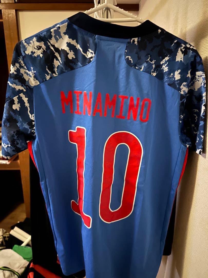 【美品】サッカー 日本代表 20-21レプリカ ユニフォーム 南野拓実 Lサイズ