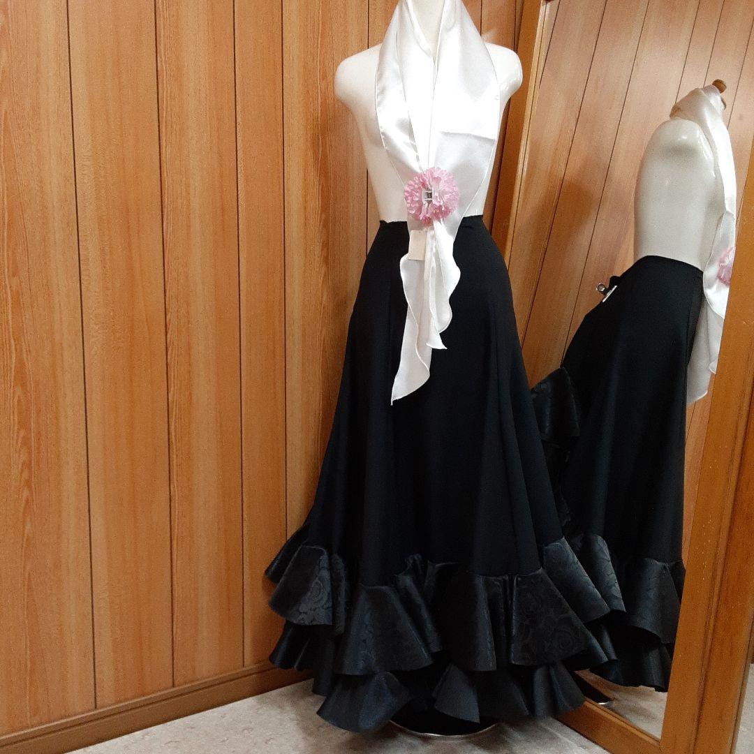 フラメンコ衣装　☆ファルダのみ　ブラックファルダ豪華フリル