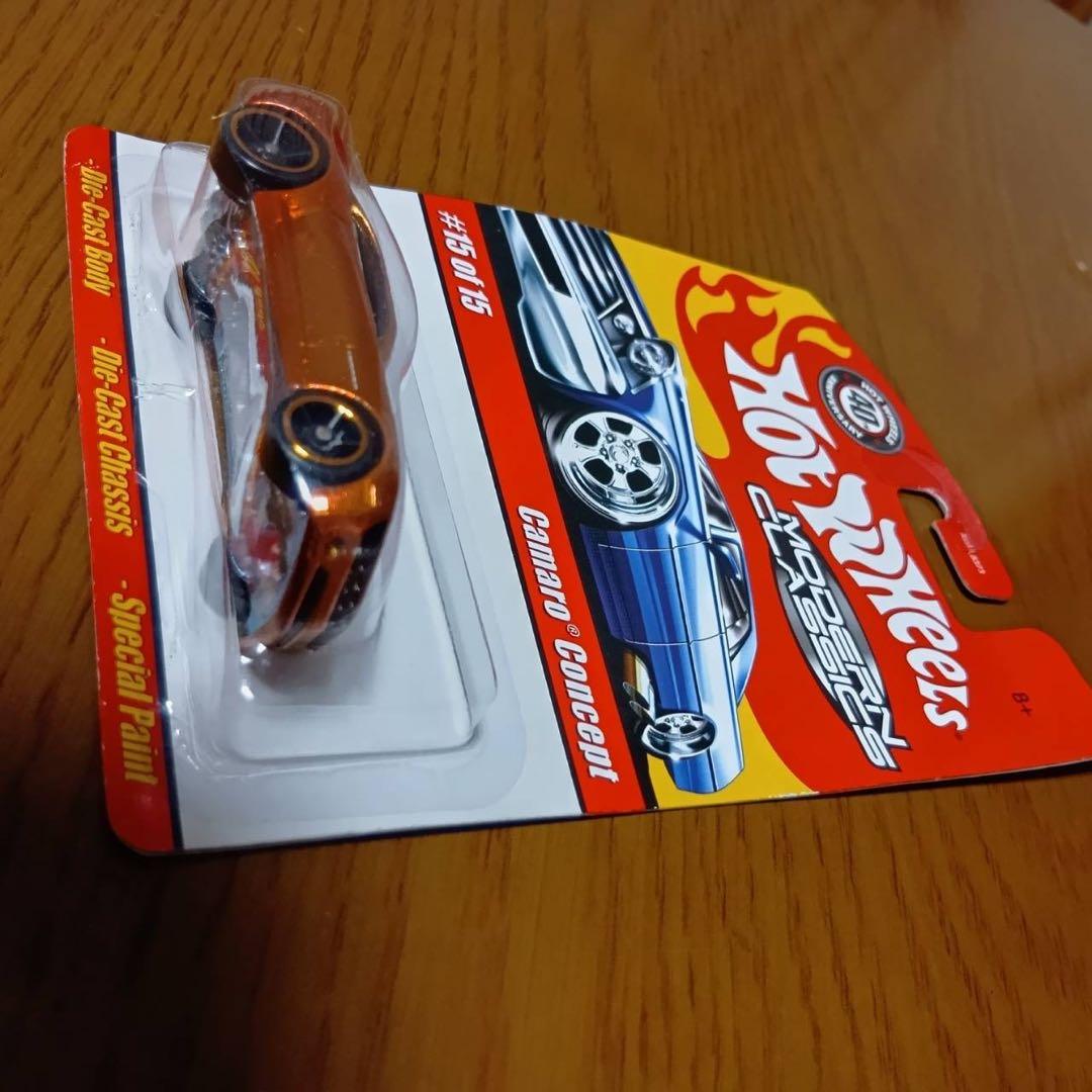 ホットウィール　カマロ　コンセプト　1/64