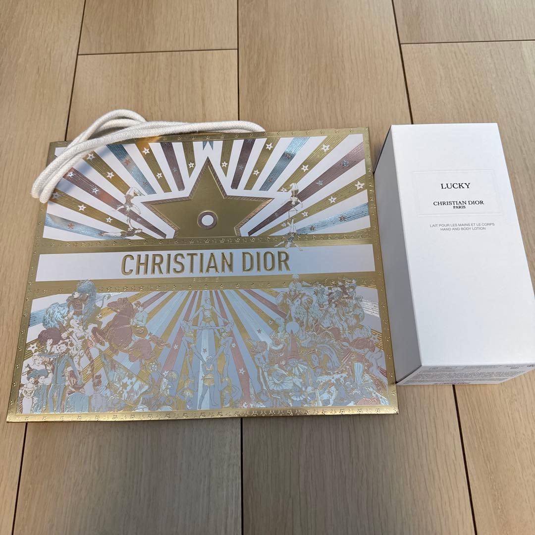 Lucky ボディローション 350ml Christian Dior h