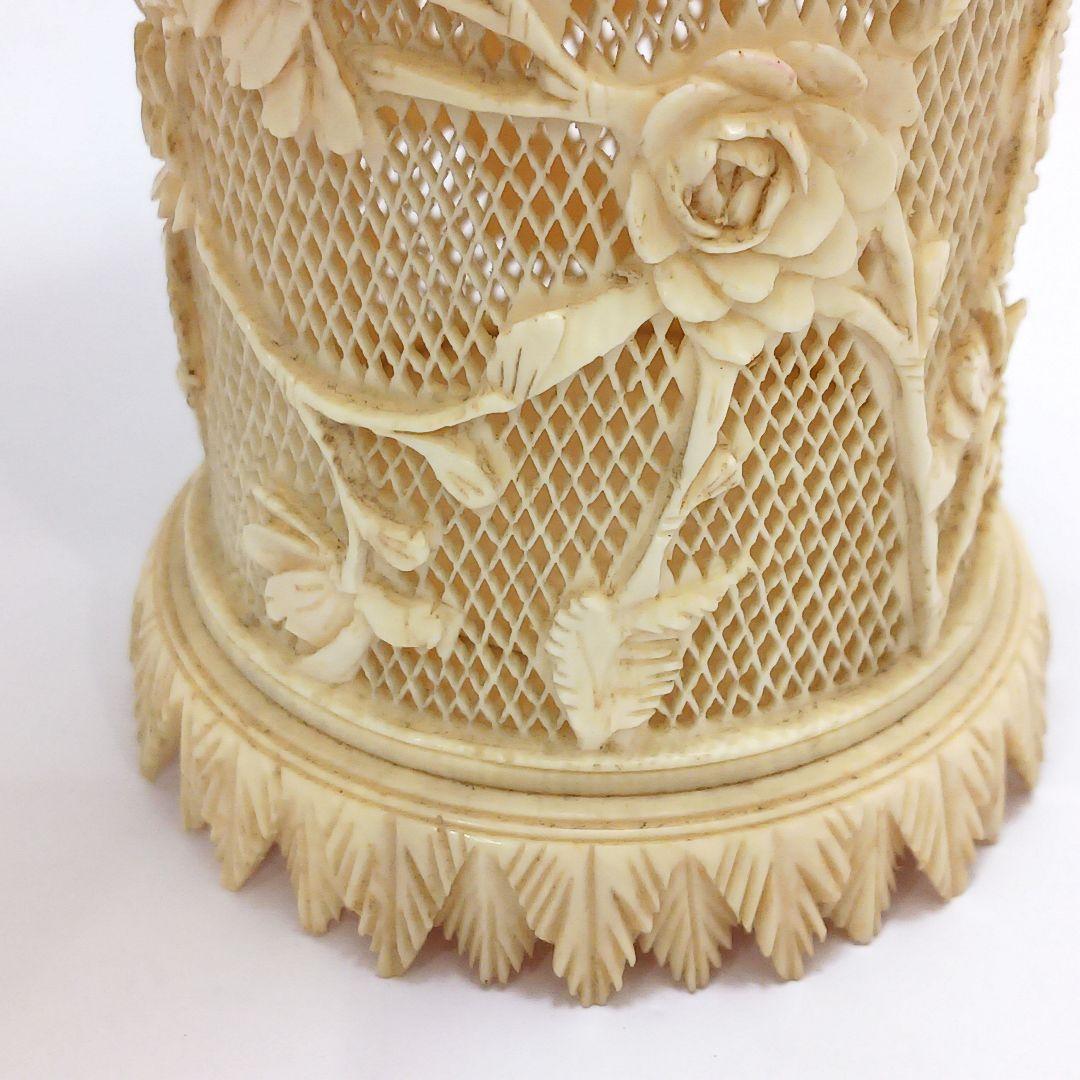 Y2556 高級彫刻 透かし彫り 花彫刻 蓋物 総重量89.7g