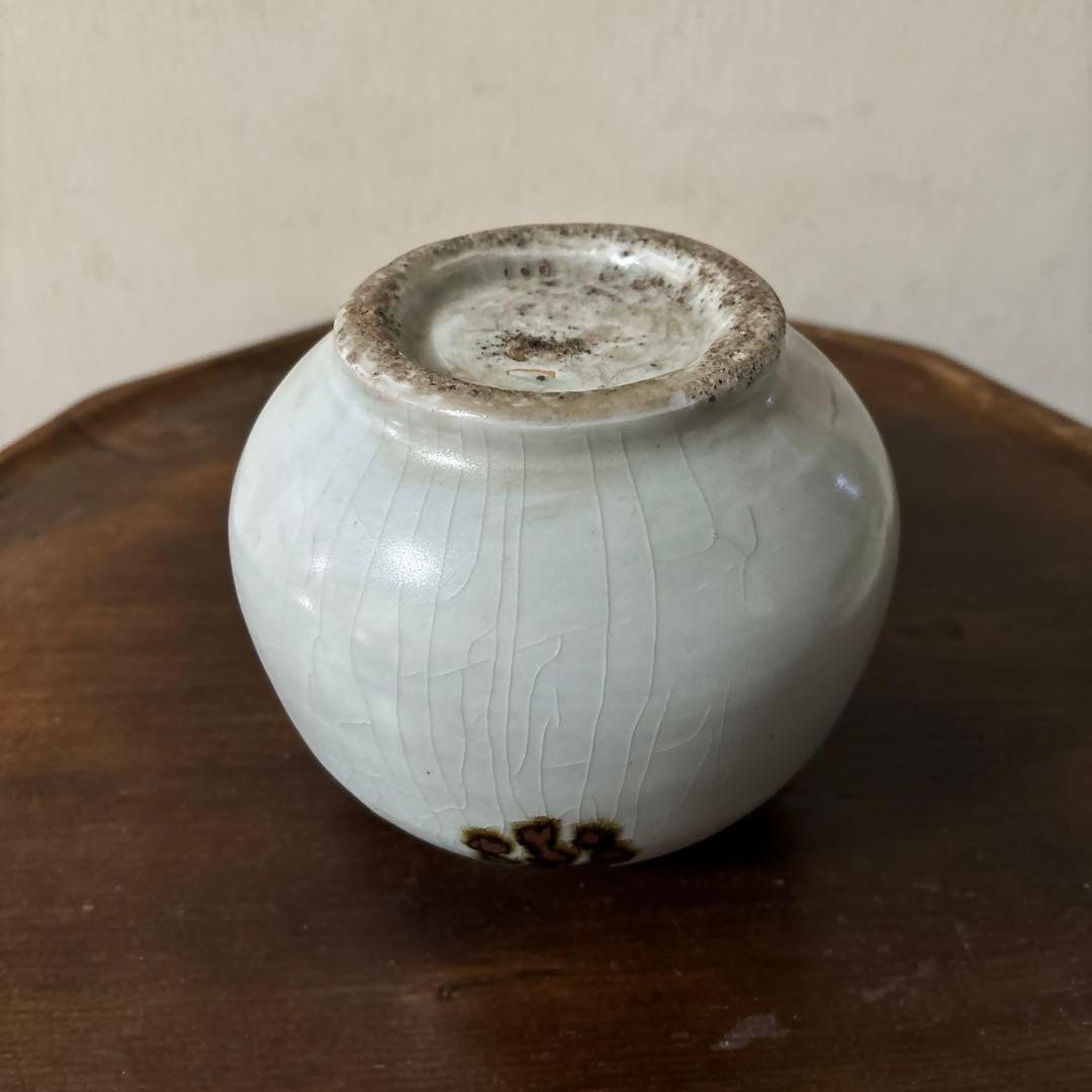 鉄釉壷　朝鮮　李朝　韓国骨董　白磁　丸壷　塩笥壺　骨董品.アンティーク.立原正秋