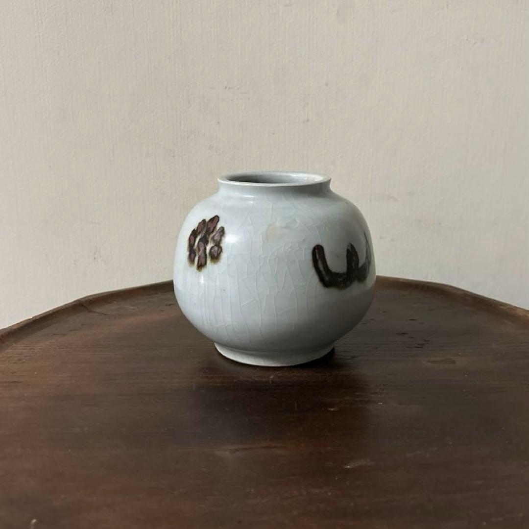 鉄釉壷　朝鮮　李朝　韓国骨董　白磁　丸壷　塩笥壺　骨董品.アンティーク.立原正秋
