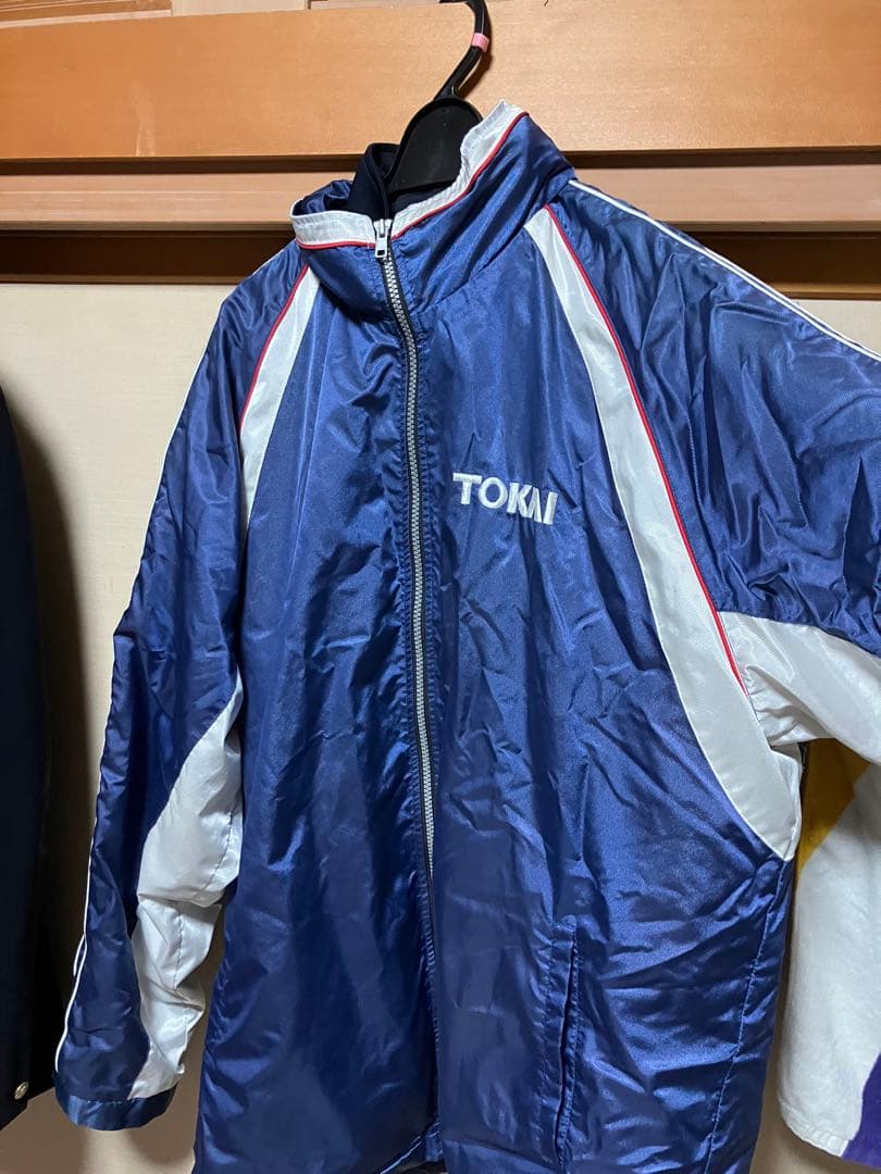 東海大学ウインドブレーカー