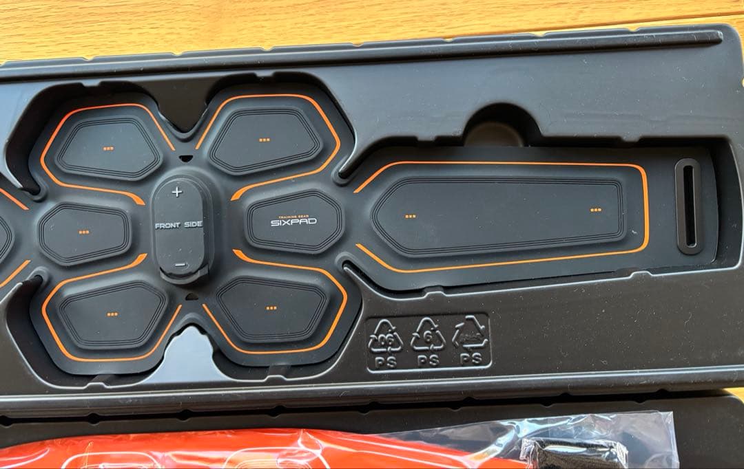 【週末価格❗️即発送】SIXPADフットフィットプラス&アブズベルト&アブズアーム