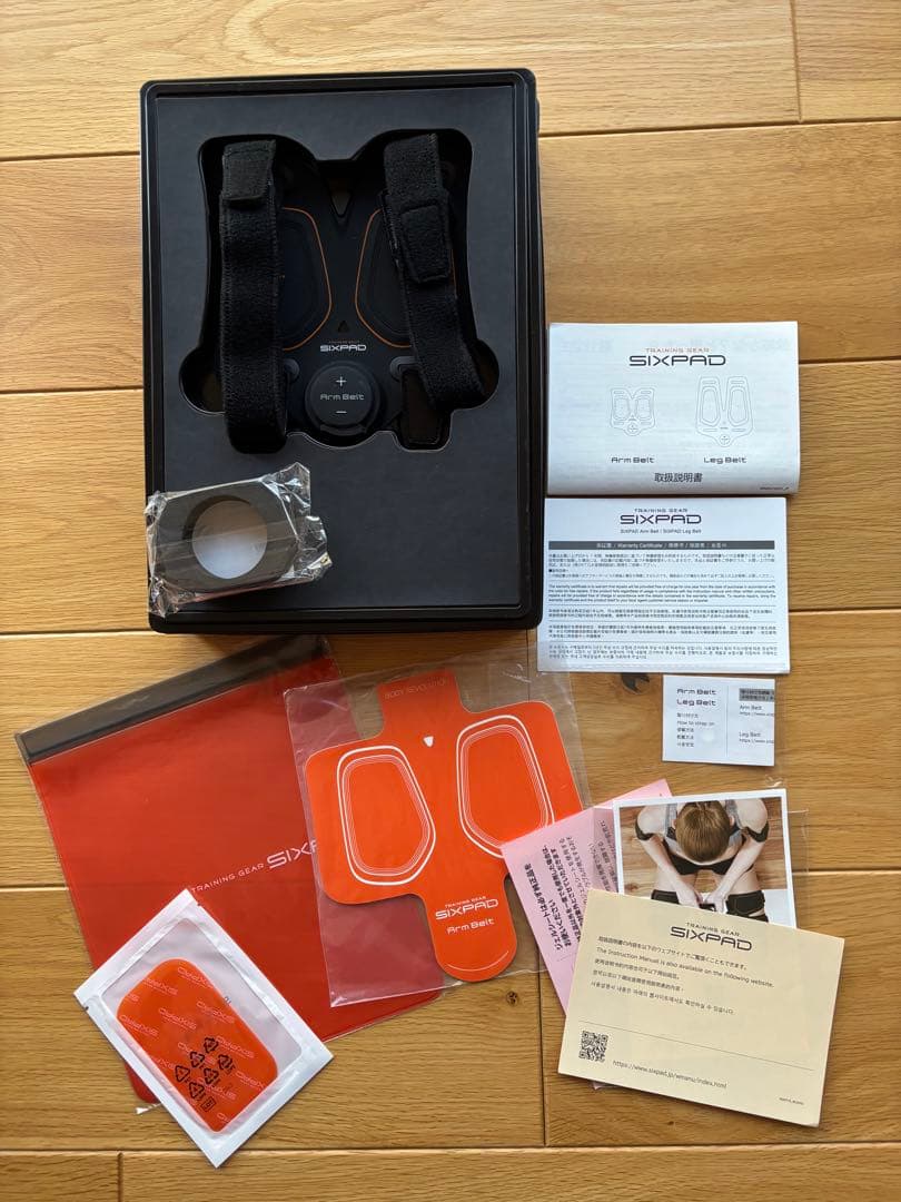 【週末価格❗️即発送】SIXPADフットフィットプラス&アブズベルト&アブズアーム