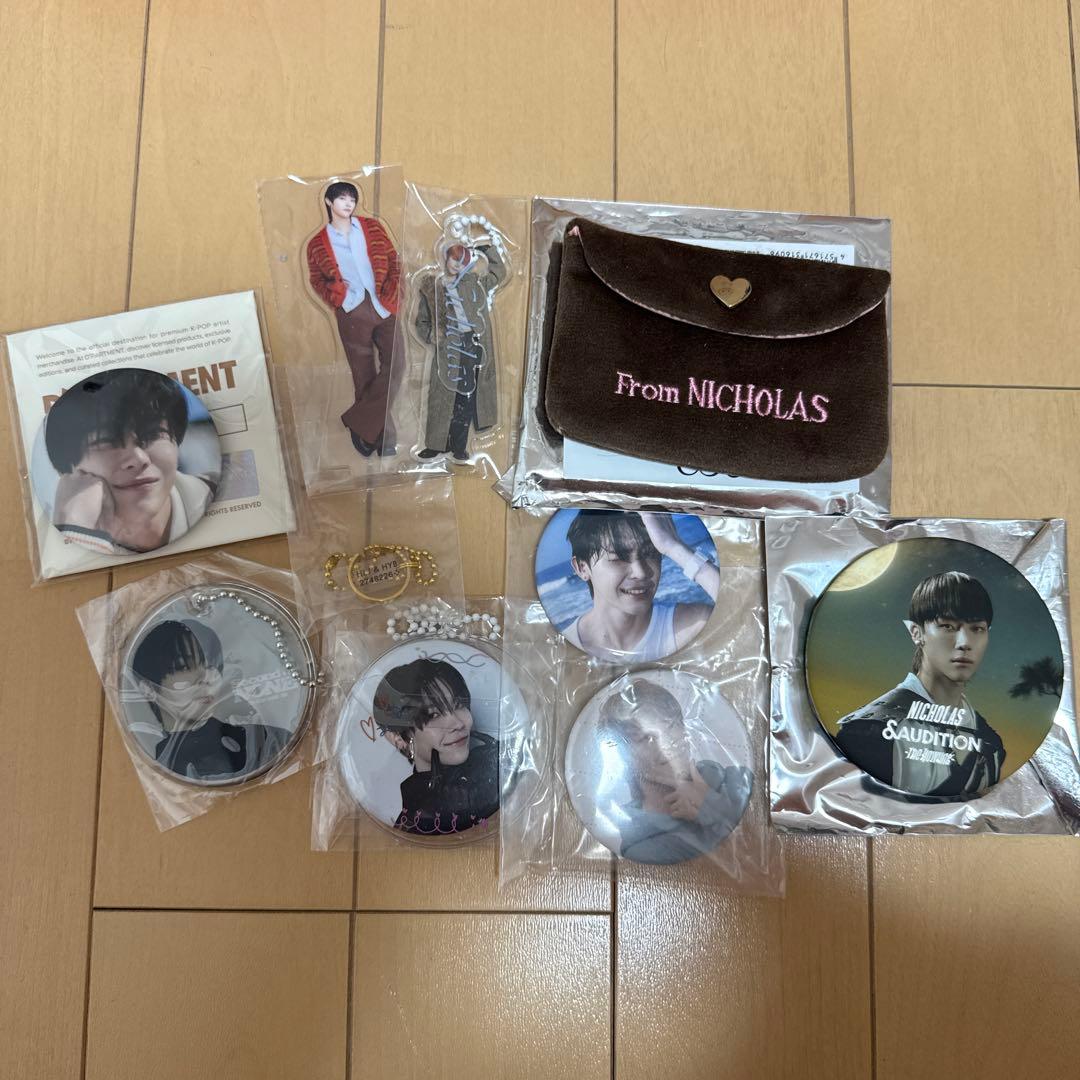 &team ニコラス　缶バッチ d'partmen セット