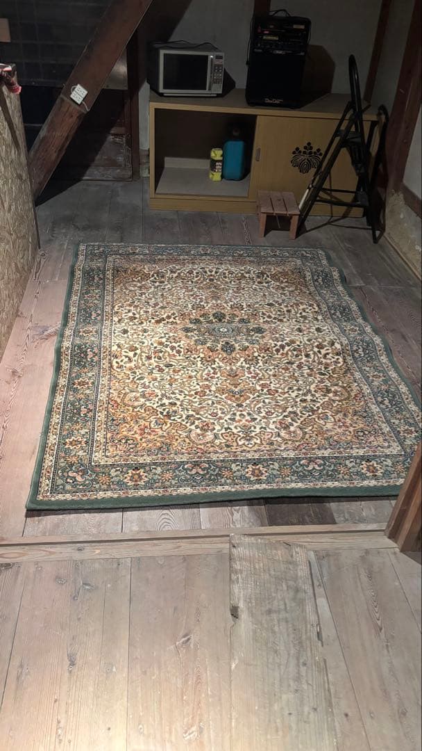 値下げベルギー(170×230)上質ラグ,絨毯