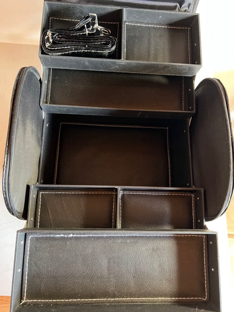 3月18日出品終了　ネイリスト検定3級　2級　セット　筆入とチップのおまけ付き