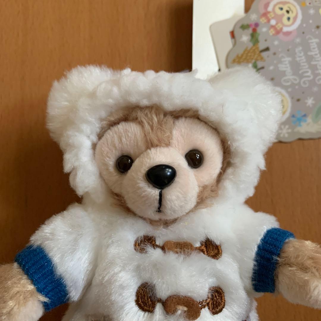 ウィンターホリデー　ぬいぐるみバッジ　ダッフィー 東京ディズニーシー タグ付き