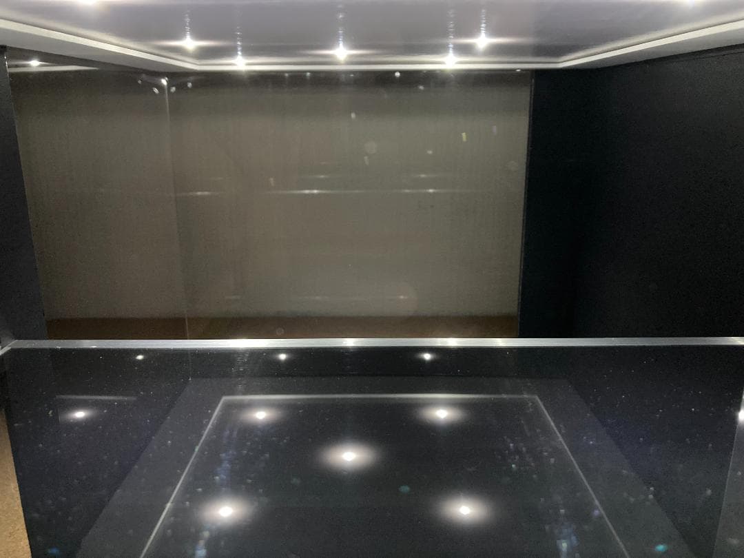 モデルカー用ジオラマ：1/24 ショールーム＆ガレージⅣ／希少モデル！