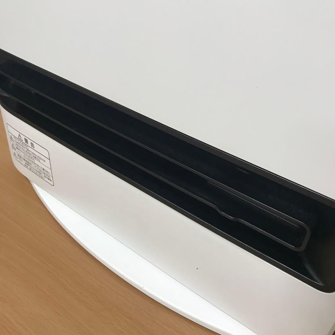 シャープ 加湿セラミックファンヒーター HX-TK12-W 2025年製