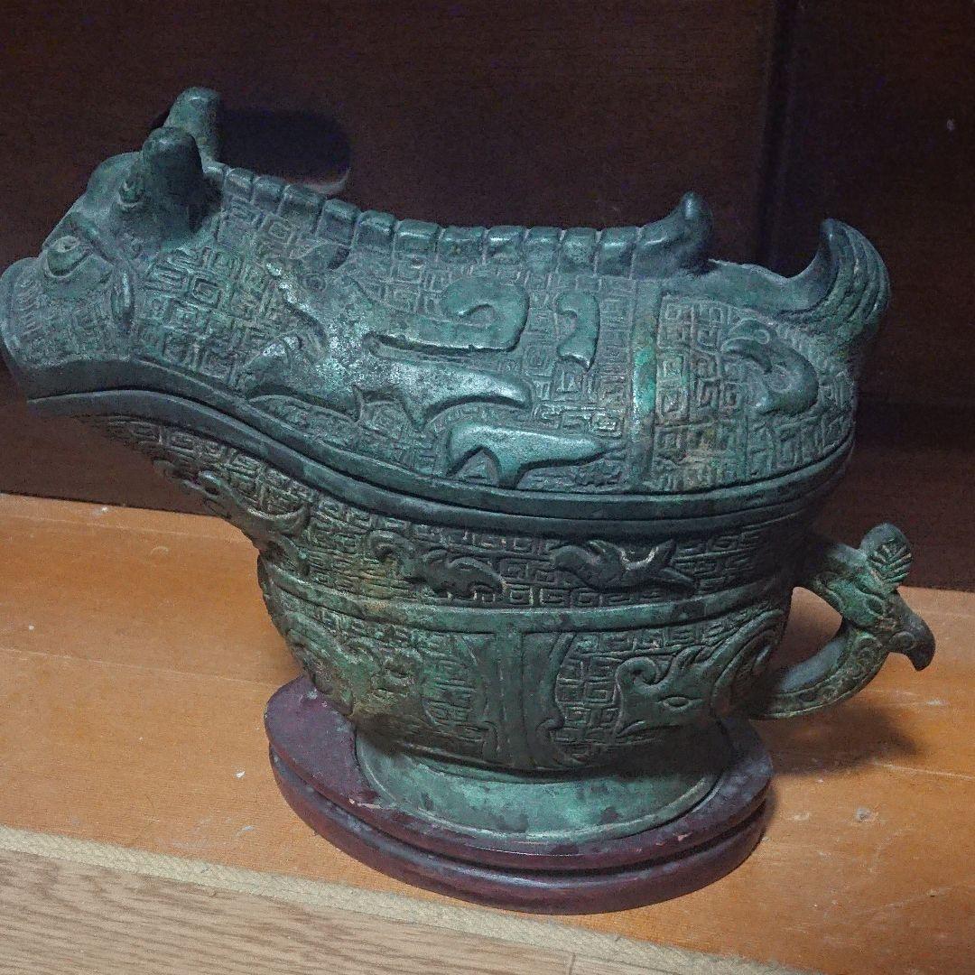 中国の金属製置物　骨董品　アンティーク