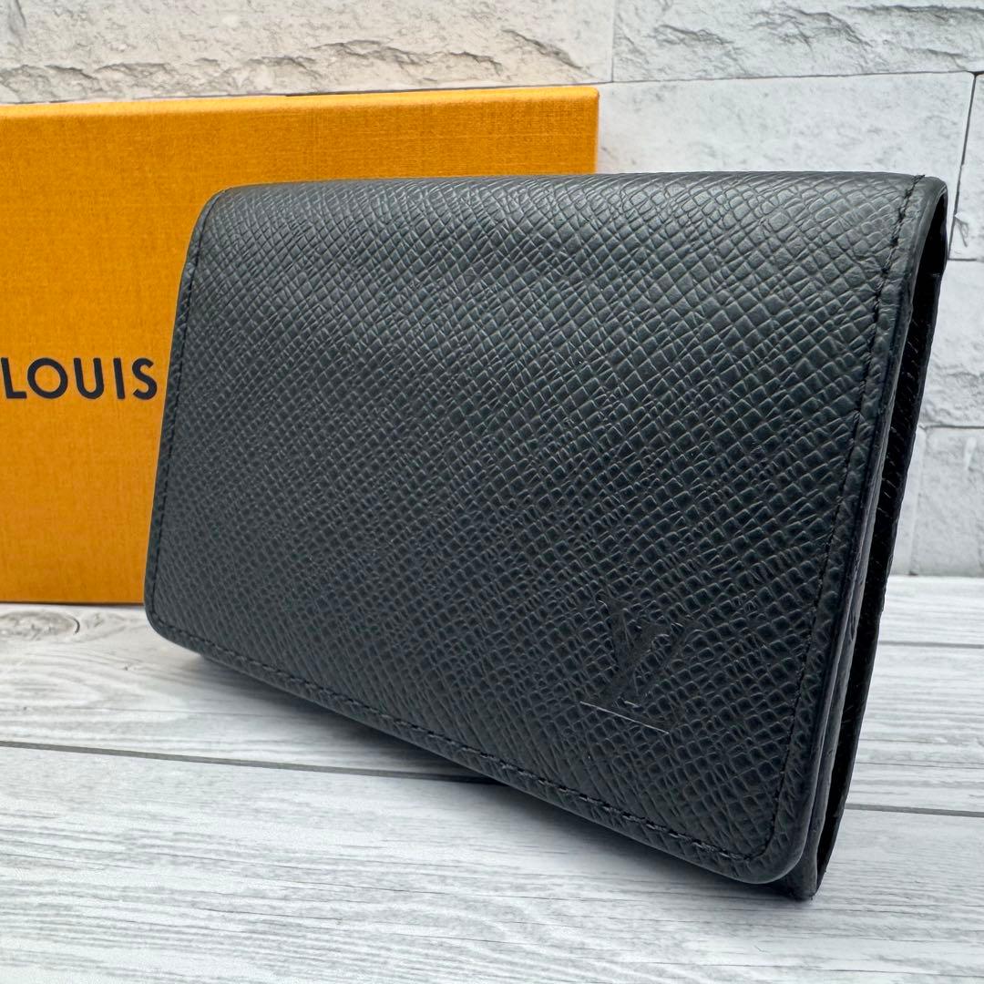 【美品】ルイヴィトン　タイガ アンヴェロップ カルト ドゥ ヴィジット