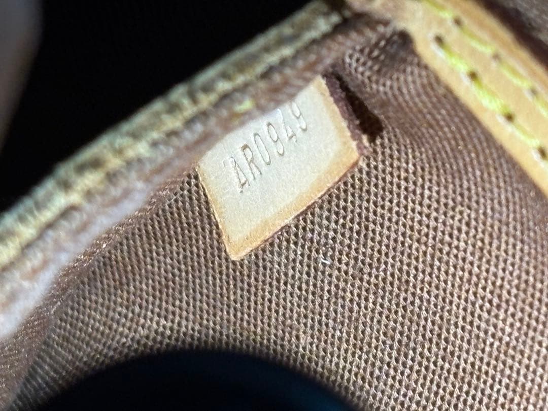 LOUIS VUITTON アルマ モノグラム