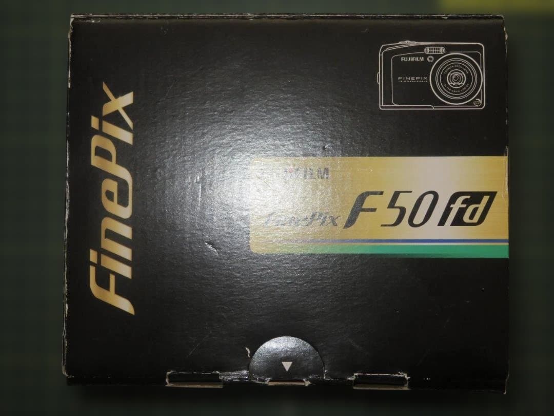タイムセール価格【（通電確認）ジャンク品】FinePix F50fd