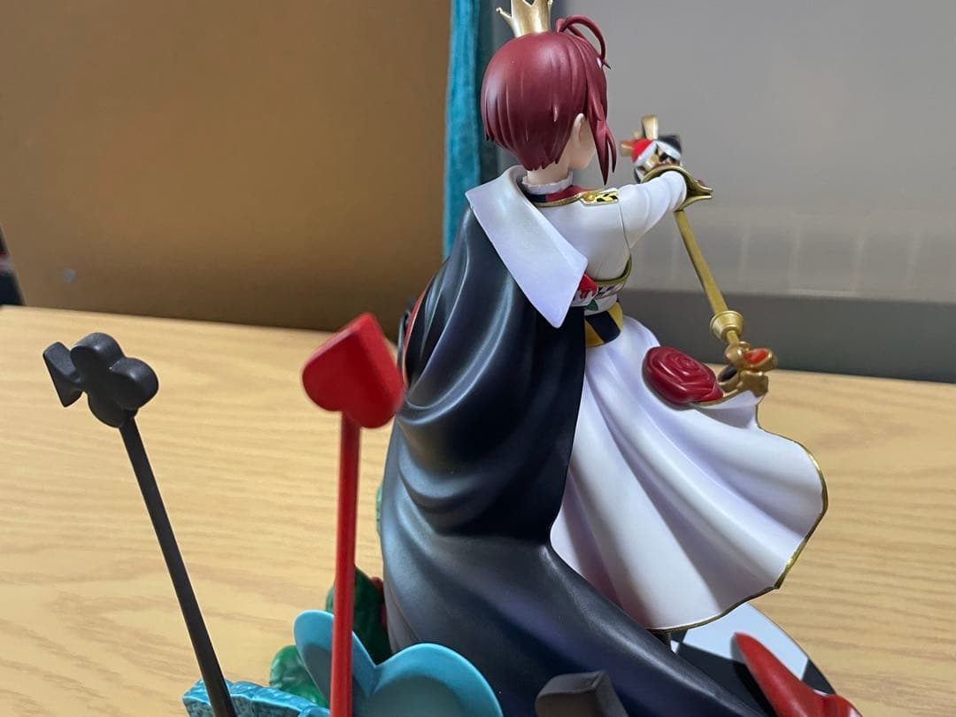 ツイステッドワンダーランド リドル・ローズハート 1/8スケールフィギュア