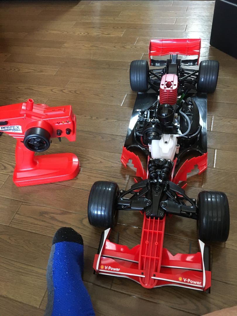 ディアゴスティーニ7/1F1ラジコンカー