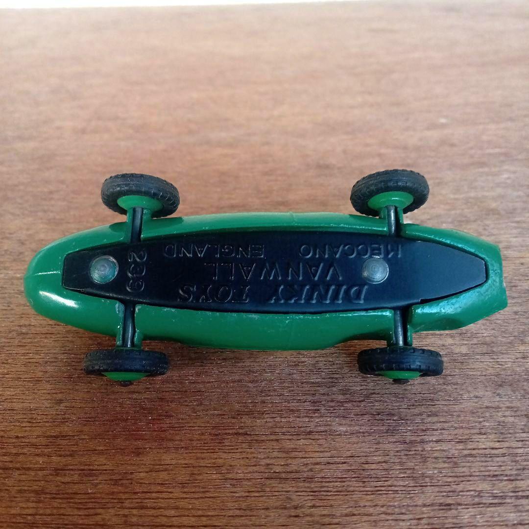 DINKY TOYS 　239 　VANWALL RACING CAR
