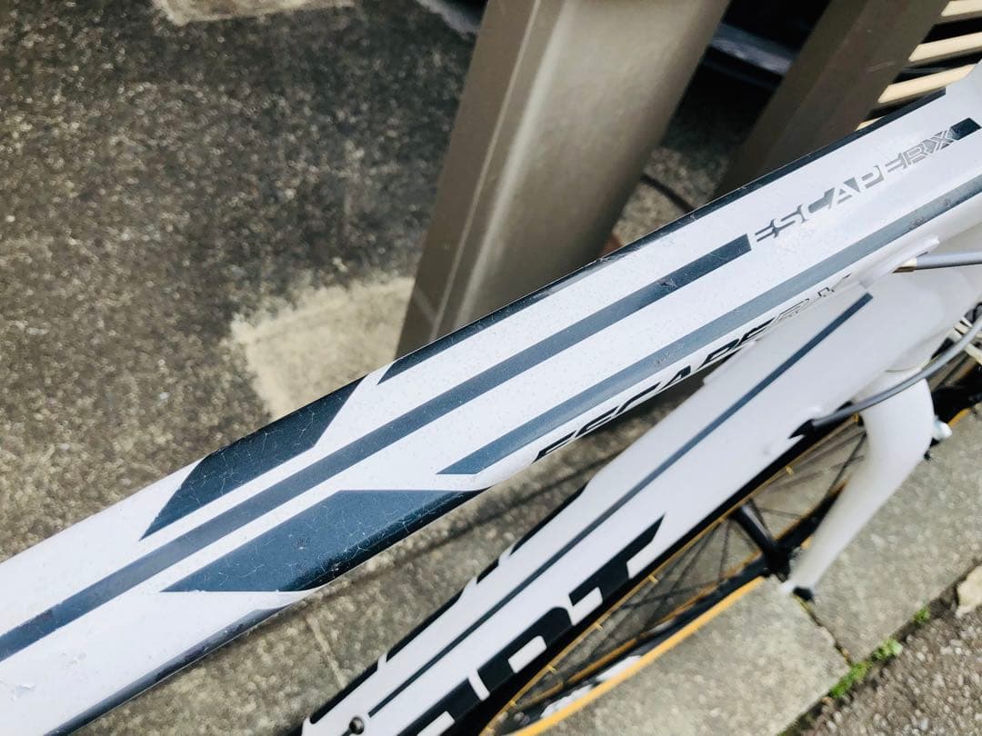 ☆GIANT ESCAPE RX ジャイアント エスケープ Mサイズ 人気の白