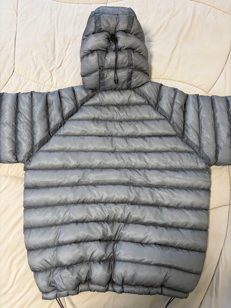 SUARE スアレス　ライトシアシェルダウンジャケット　韓国限定モデル