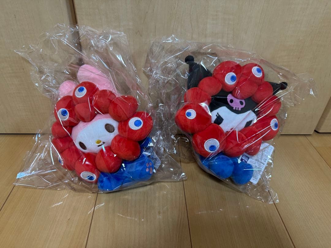 大阪関西万博　ミャクミャクなりきりぬいぐるみ クロミ、マイメロ　Mサイズ