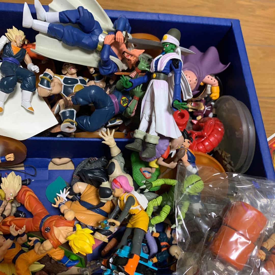 ドラゴンボール　ガチャポン　食玩　フィギュア